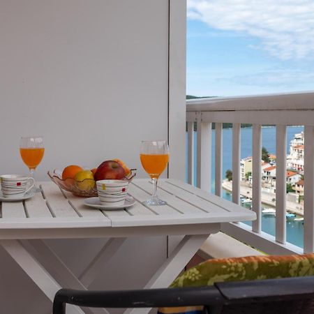 Apartments And Rooms Breeze Neum Exteriör bild
