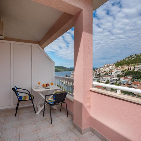 Apartments And Rooms Breeze Neum Exteriör bild